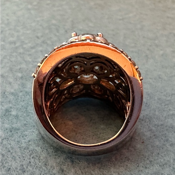 Silver Cocktail Ring Engagement Ring Round CZ Center with Halo, White & Blue CZ - Picture 14 of 16